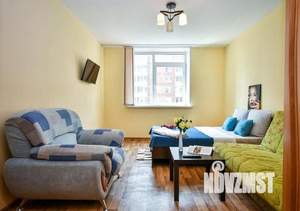 1-к квартира, посуточно, 40м2, 4/10 этаж