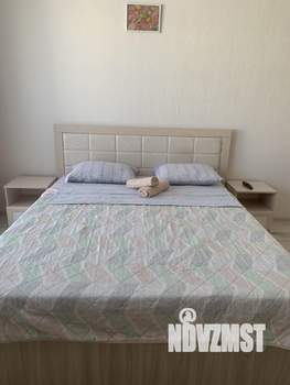 Студия квартира, посуточно, 31м2, 24/25 этаж