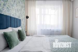 1-к квартира, посуточно, 42м2, 4/10 этаж