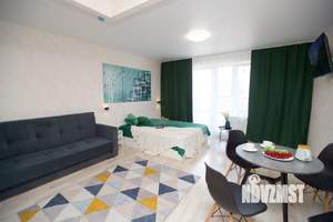 Студия квартира, посуточно, 35м2, 2/18 этаж