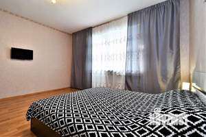 1-к квартира, посуточно, 42м2, 2/10 этаж