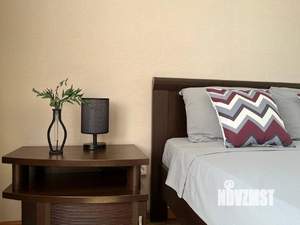 1-к квартира, посуточно, 41м2, 8/17 этаж