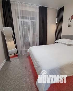 Студия квартира, посуточно, 42м2, 12/17 этаж