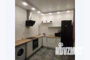 1-к квартира, посуточно, 45м2, 13/18 этаж