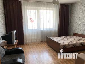 1-к квартира, посуточно, 40м2, 4/10 этаж