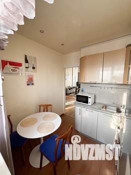 2-к квартира, посуточно, 45м2, 4/5 этаж