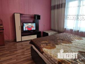 1-к квартира, посуточно, 35м2, 1/9 этаж