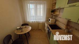 1-к квартира, посуточно, 37м2, 4/9 этаж