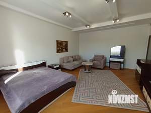 1-к квартира, на длительный срок, 64м2, 3/11 этаж