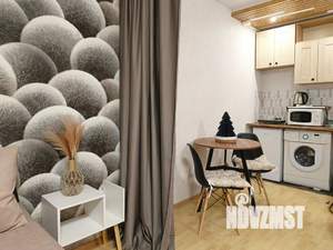 Студия квартира, посуточно, 35м2, 13/14 этаж