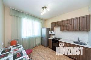 1-к квартира, посуточно, 34м2, 7/10 этаж