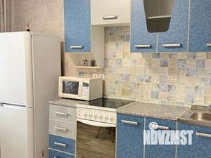 1-к квартира, посуточно, 50м2, 9/16 этаж