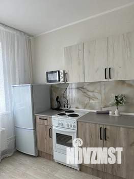 1-к квартира, посуточно, 40м2, 8/10 этаж