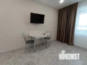 Студия квартира, посуточно, 33м2, 1/17 этаж