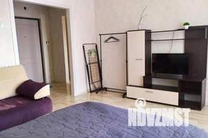 1-к квартира, посуточно, 40м2, 8/17 этаж