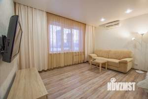 1-к квартира, посуточно, 37м2, 2/10 этаж