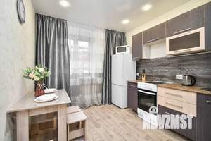 1-к квартира, посуточно, 44м2, 9/10 этаж