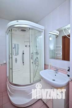 1-к квартира, посуточно, 39м2, 7/10 этаж