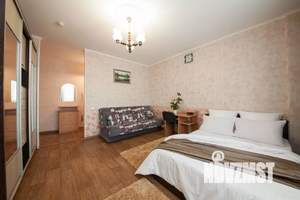 1-к квартира, посуточно, 40м2, 5/10 этаж