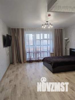 Студия квартира, посуточно, 42м2, 2/20 этаж