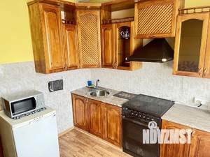 2-к квартира, посуточно, 55м2, 1/1 этаж