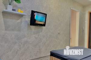 1-к квартира, посуточно, 43м2, 1/1 этаж