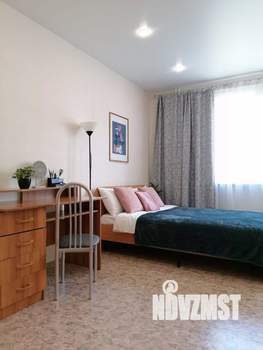 1-к квартира, посуточно, 42м2, 4/10 этаж