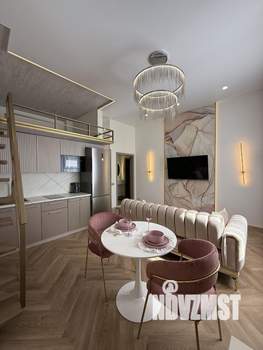 Студия квартира, посуточно, 35м2, 2/9 этаж