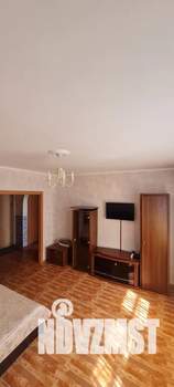 1-к квартира, посуточно, 42м2, 5/10 этаж