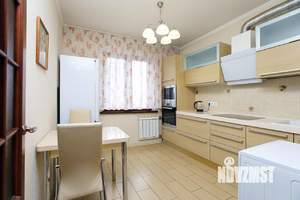 2-к квартира, посуточно, 58м2, 1/1 этаж