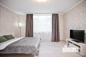 1-к квартира, посуточно, 40м2, 8/10 этаж