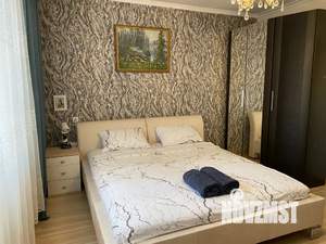 3-к квартира, посуточно, 80м2, 6/10 этаж