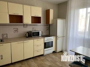 1-к квартира, посуточно, 35м2, 7/10 этаж