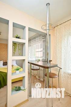 Студия квартира, посуточно, 32м2, 2/5 этаж