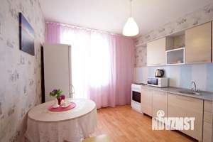 1-к квартира, посуточно, 45м2, 20/25 этаж