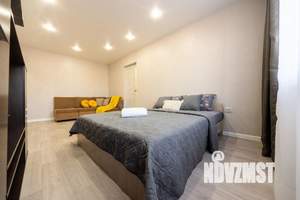 2-к квартира, посуточно, 50м2, 1/1 этаж