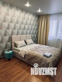 1-к квартира, посуточно, 38м2, 5/10 этаж