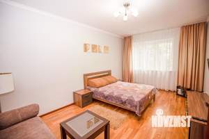 1-к квартира, посуточно, 44м2, 1/1 этаж