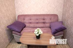 1-к квартира, посуточно, 42м2, 8/10 этаж