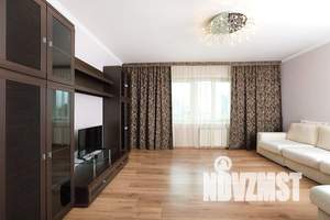 2-к квартира, посуточно, 60м2, 4/10 этаж