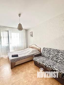 1-к квартира, посуточно, 35м2, 5/18 этаж