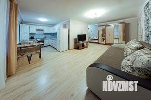 1-к квартира, посуточно, 45м2, 1/1 этаж