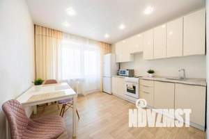 1-к квартира, посуточно, 44м2, 6/10 этаж