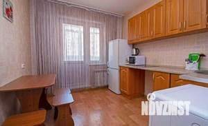 1-к квартира, посуточно, 37м2, 1/1 этаж