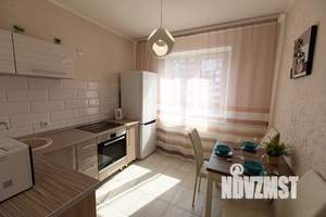 1-к квартира, посуточно, 40м2, 6/10 этаж