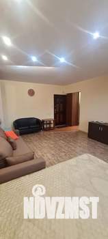 1-к квартира, посуточно, 38м2, 11/17 этаж