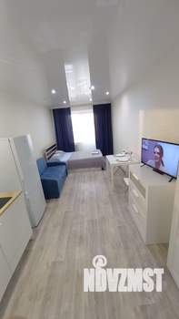 Студия квартира, посуточно, 33м2, 3/10 этаж