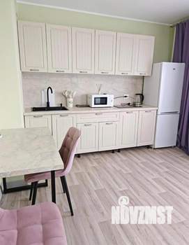 1-к квартира, посуточно, 38м2, 1/1 этаж