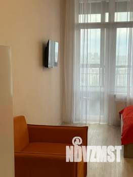 Студия квартира, посуточно, 32м2, 15/24 этаж