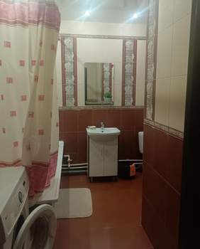 1-к квартира, на длительный срок, 63м2, 8/10 этаж